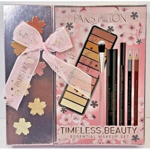 Paris Hilton Timeless Beauty Essential Makeup Set Eyeshadow Palette Mascara